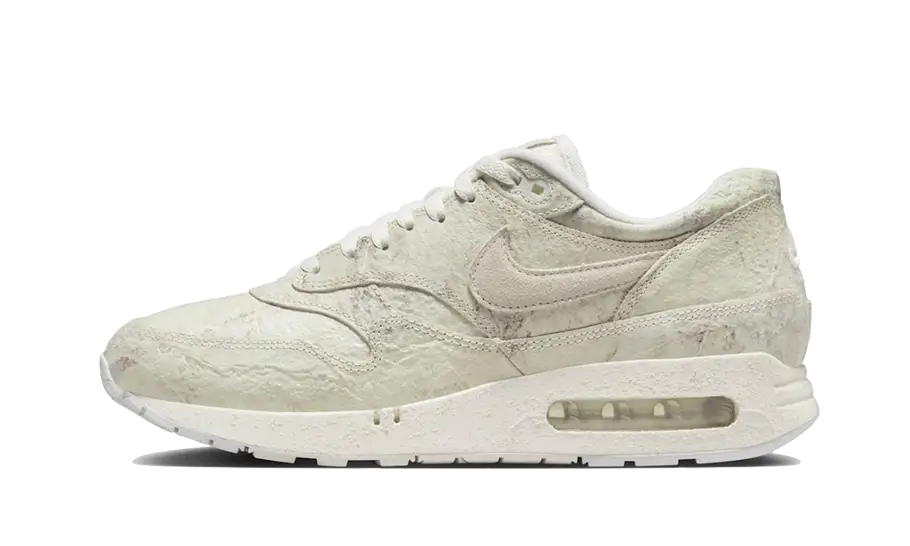 Nike Air Max 1 &