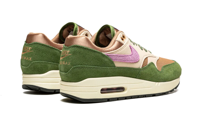 air-max-1-sh-treeline-skunk-raven-sneakers