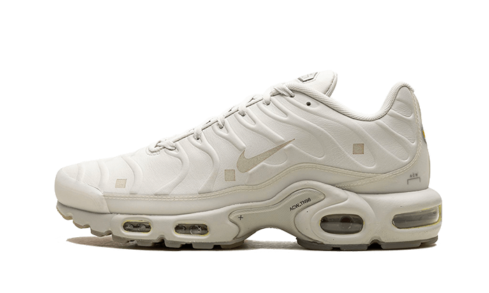 air-max-plus-a-cold-wall-platinum-tint-raven-sneakers