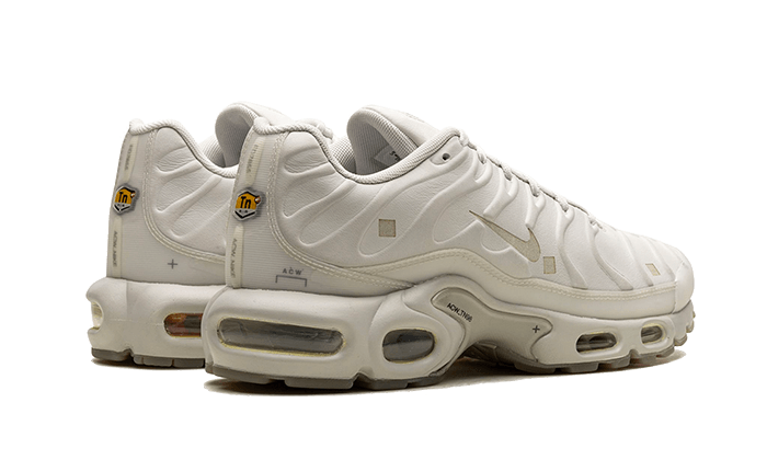 air-max-plus-a-cold-wall-platinum-tint-raven-sneakers