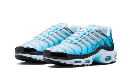 air-max-plus-baltic-blue-raven-sneakers