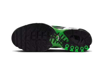 air-max-plus-icons-scream-green-raven-sneakers
