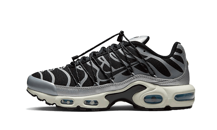 air-max-plus-lace-toggle-black-grey-raven-sneakers