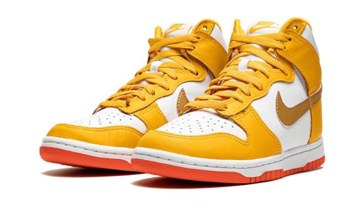 dunk-high-university-gold-raven-sneakers