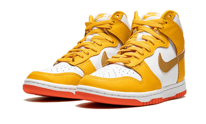 dunk-high-university-gold-raven-sneakers