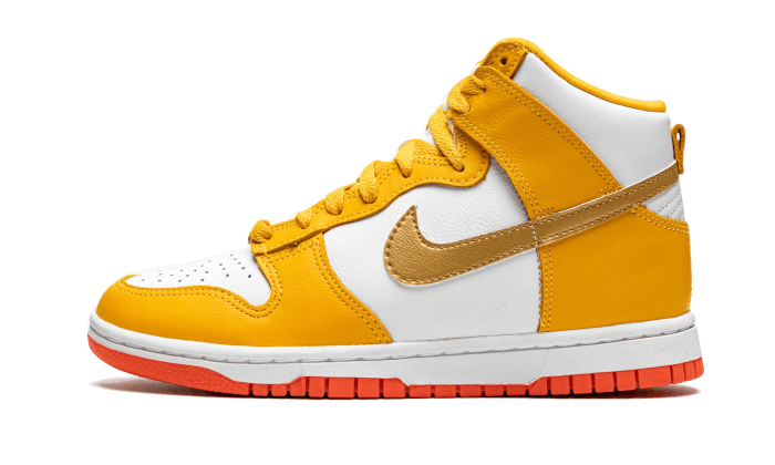 dunk-high-university-gold-raven-sneakers