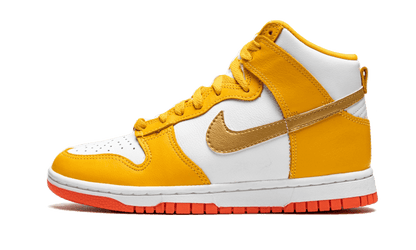 dunk-high-university-gold-raven-sneakers