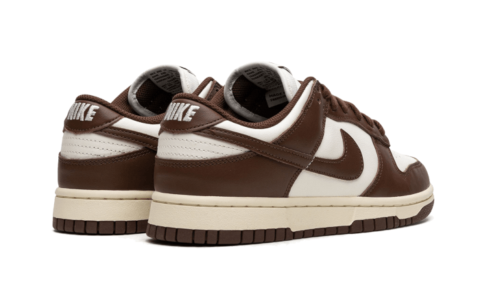 dunk-low-cacao-wow-raven-sneakers