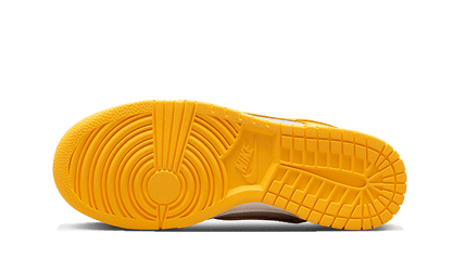 dunk-low-citron-pulse-raven-sneakers