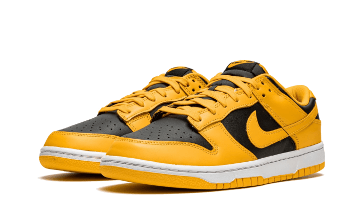 dunk-low-goldenrod-raven-sneakers