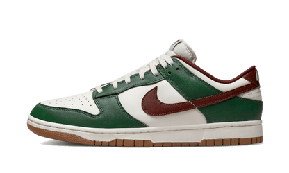 dunk-low-retro-gorge-green-raven-sneakers