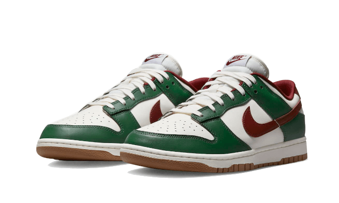 dunk-low-retro-gorge-green-raven-sneakers