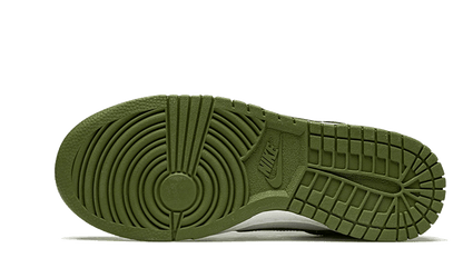 dunk-low-medium-olive-raven-sneakers