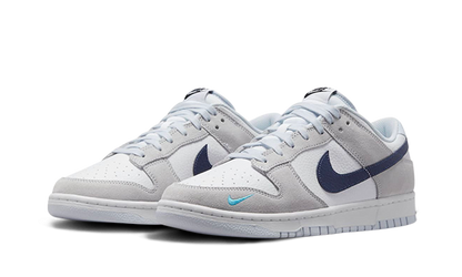 dunk-low-mini-swoosh-midnight-navy-raven-sneakers