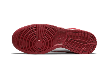 dunk-low-next-nature-gym-red-raven-sneakers