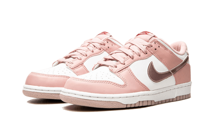 dunk-low-pink-velvet-raven-sneakers