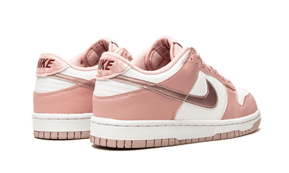 dunk-low-pink-velvet-raven-sneakers