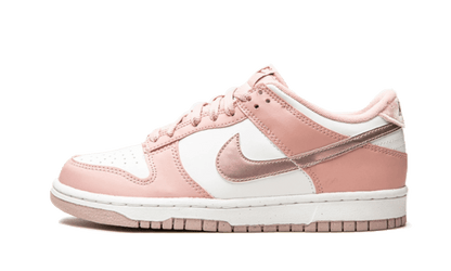 dunk-low-pink-velvet-raven-sneakers