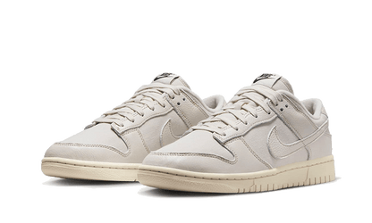 dunk-low-premium-light-orewood-brown-raven-sneakers