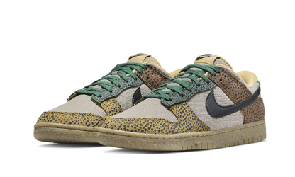 dunk-low-safari-raven-sneakers