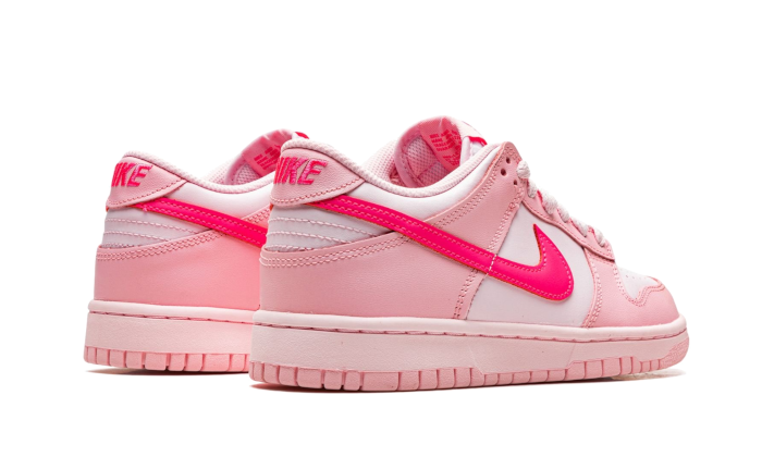 dunk-low-triple-pink-barbie-raven-sneakers