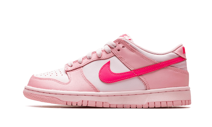 dunk-low-triple-pink-barbie-raven-sneakers