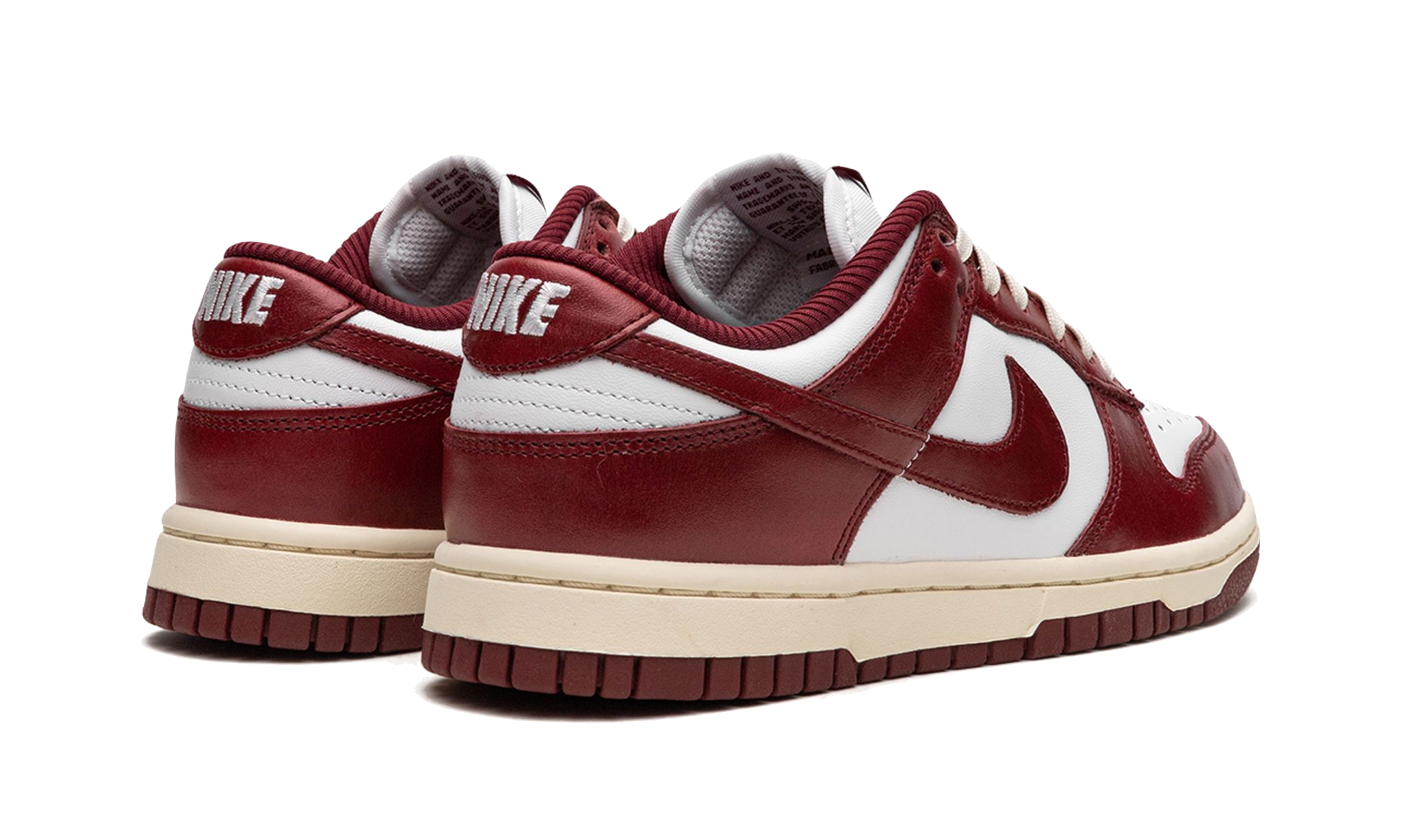 dunk-low-prm-team-red-raven-sneakers