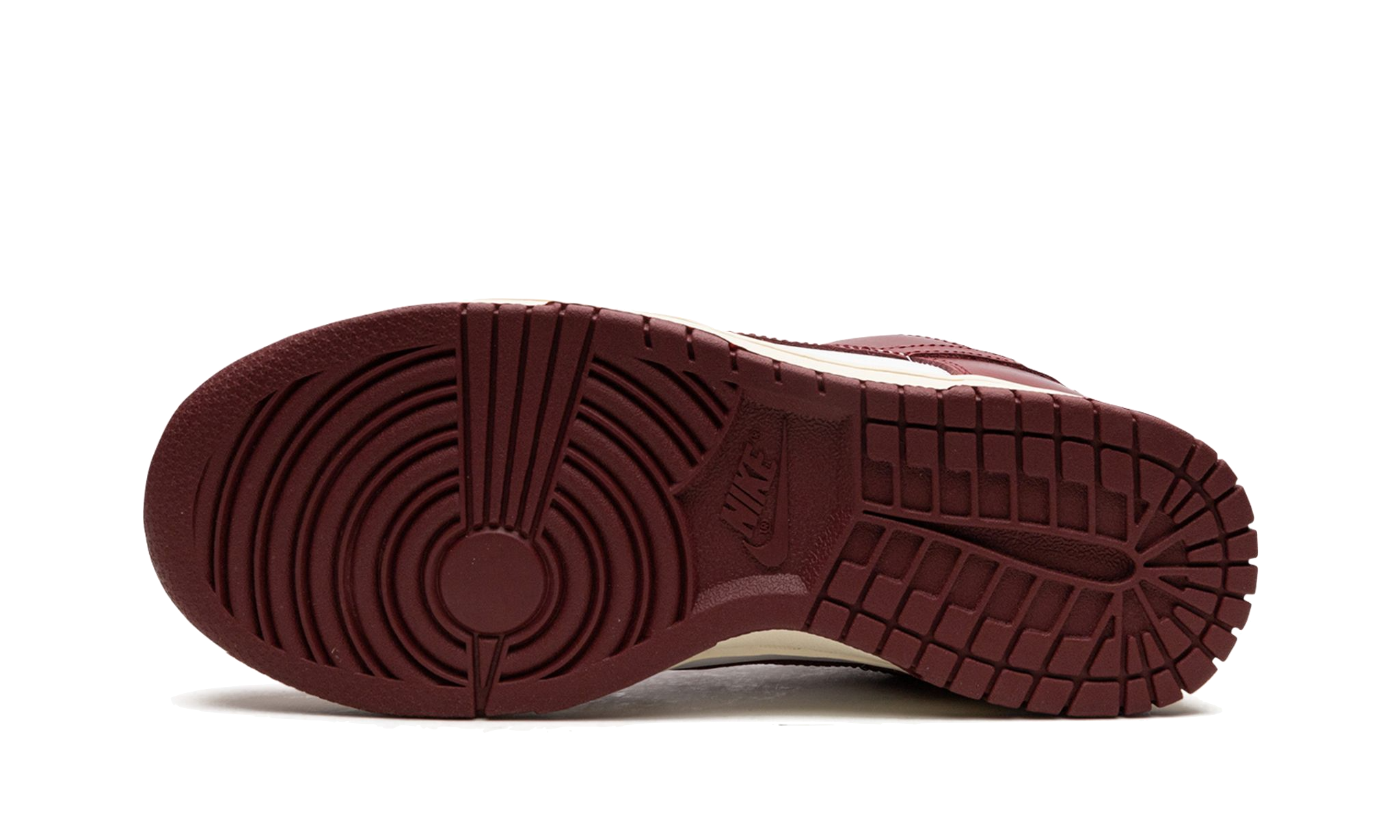dunk-low-prm-team-red-raven-sneakers