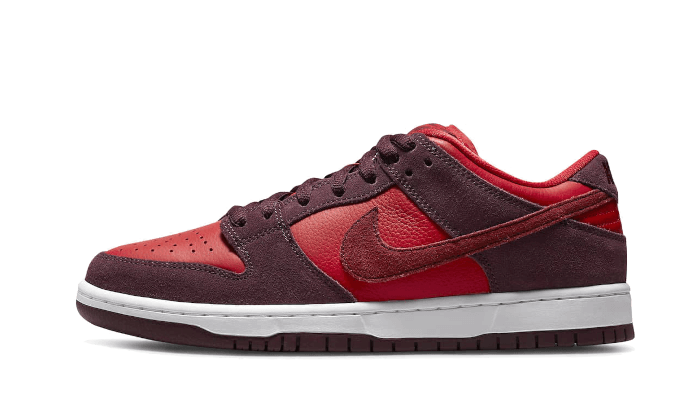 sb-dunk-low-cherry-raven-sneakers