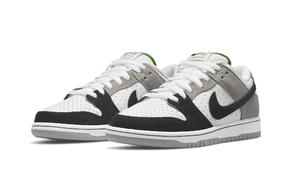 sb-dunk-low-chlorophyll-raven-sneakers