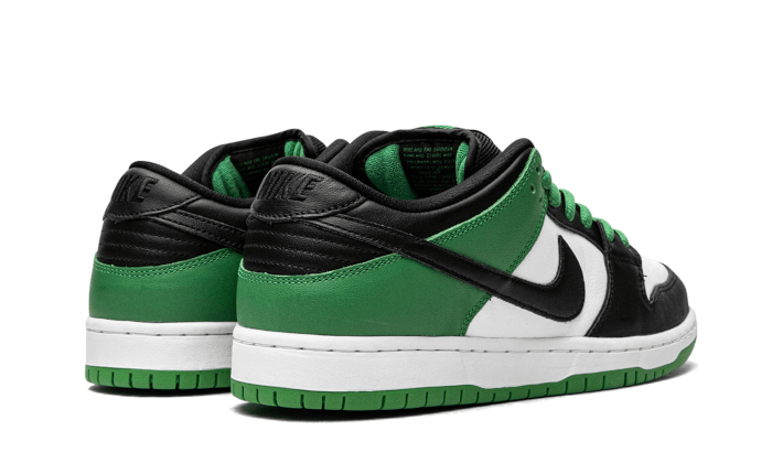 sb-dunk-low-classic-green-raven-sneakers