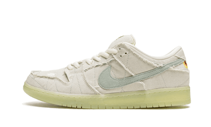 sb-dunk-low-mummy-raven-sneakers