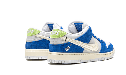 sb-dunk-low-pro-qs-fly-streetwear-raven-sneakers