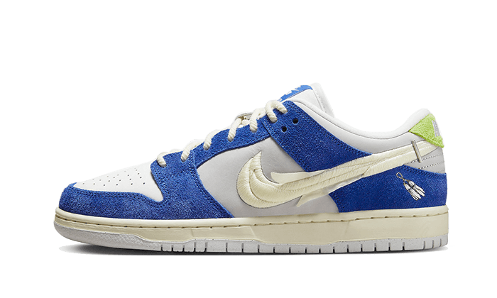 sb-dunk-low-pro-qs-fly-streetwear-raven-sneakers