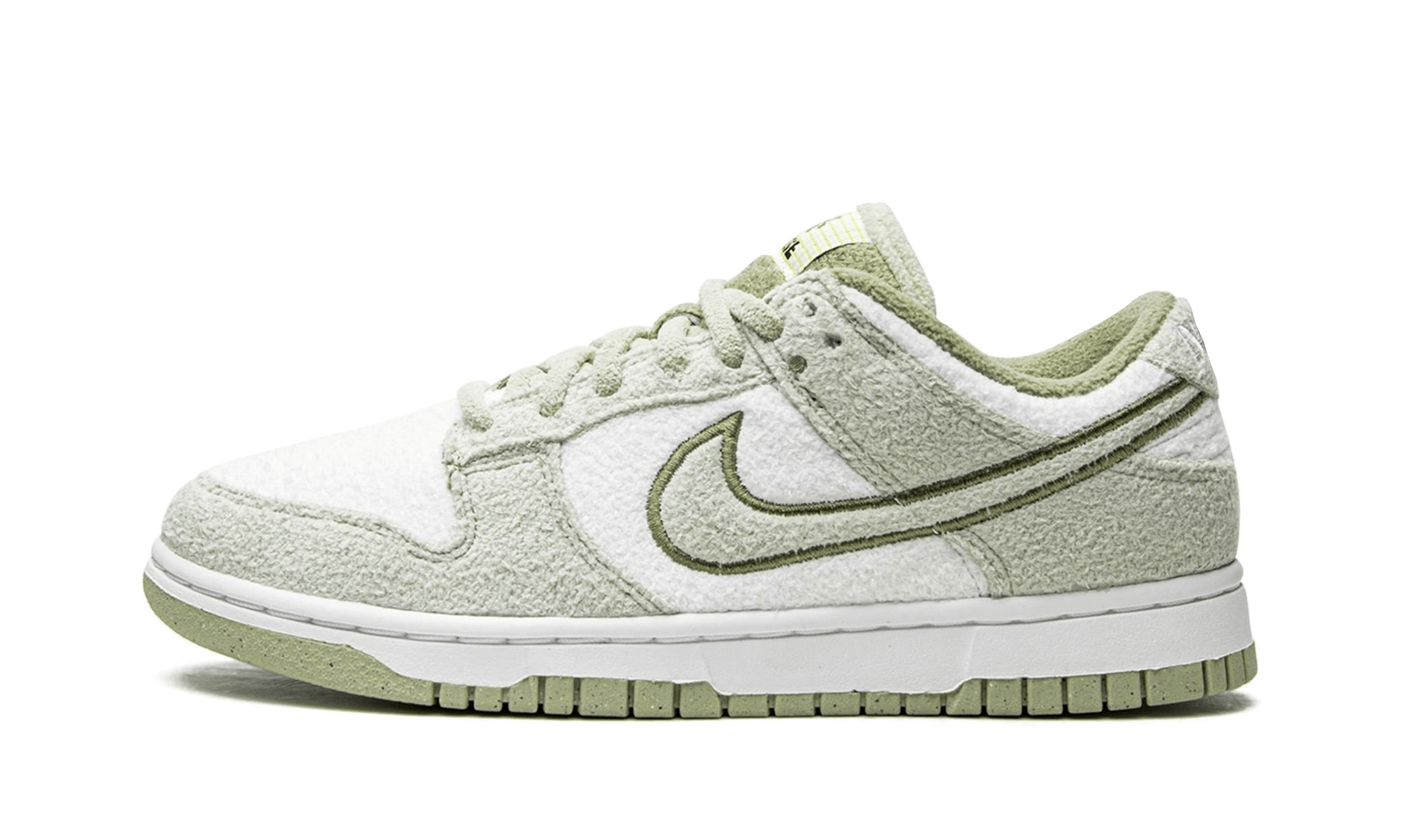 dunk-low-se-fleece-green-raven-sneakers