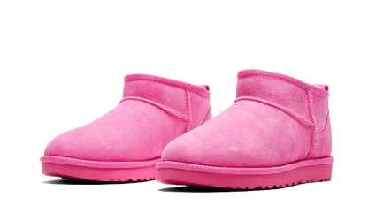 classic-ultra-mini-boot-carnation-raven-sneakers